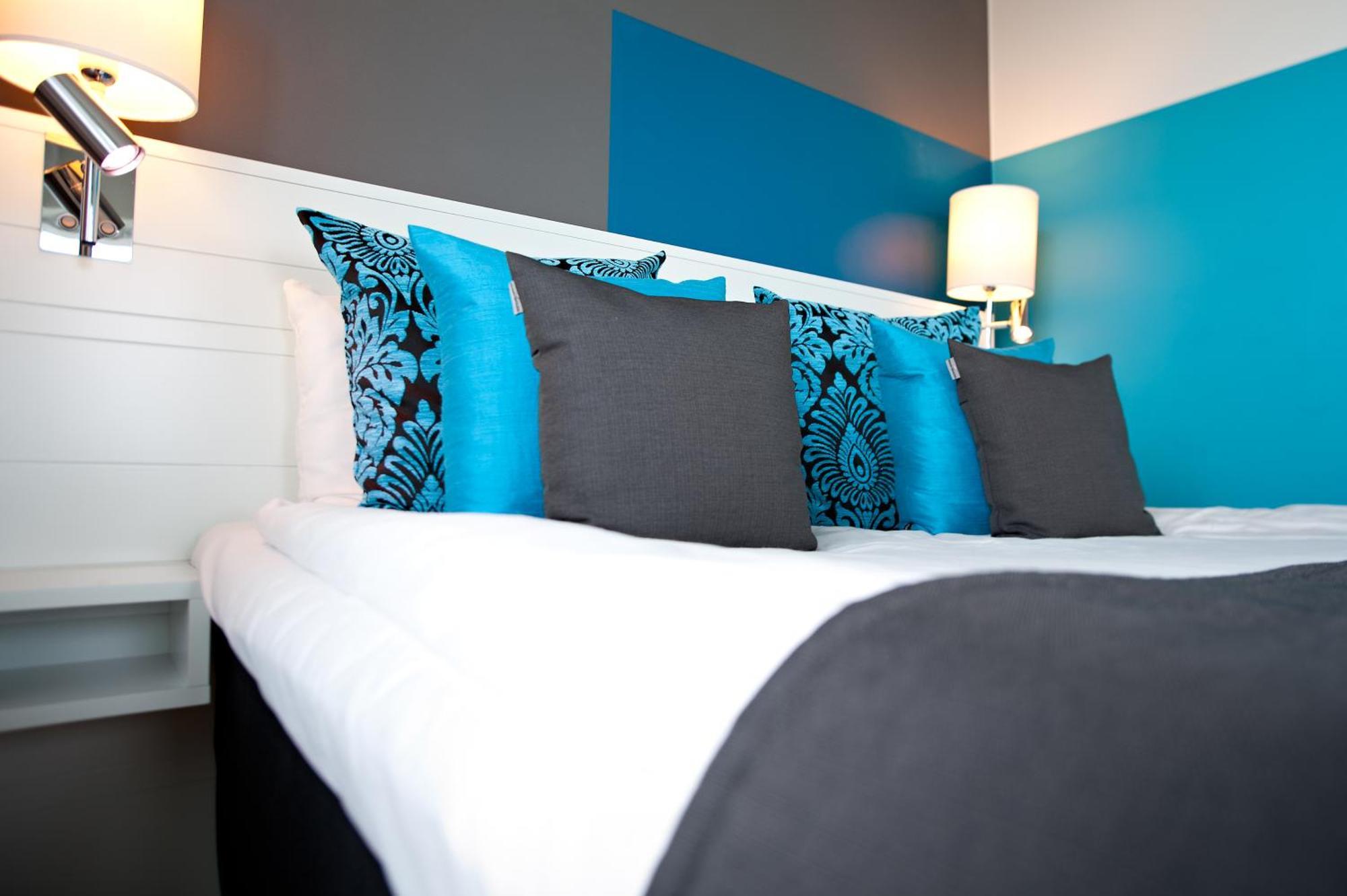 Studio Double Room Sofa Bed