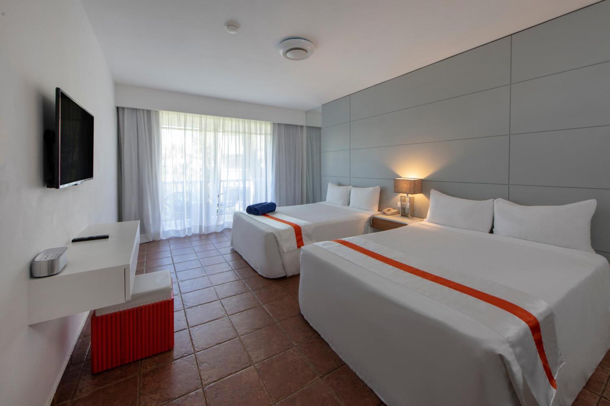 Nirvana Queen Room Two Queen Beds Non-Smoking