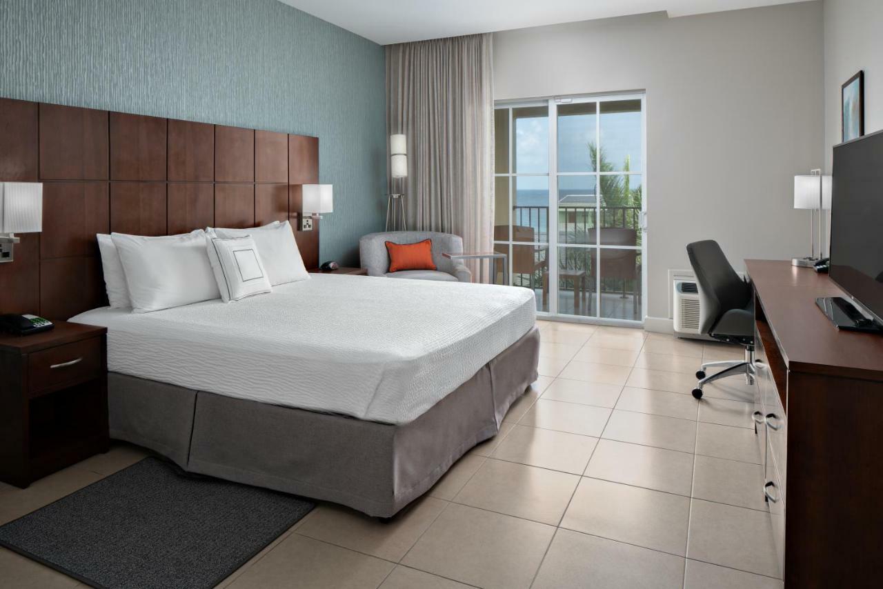 King Room with Balcony