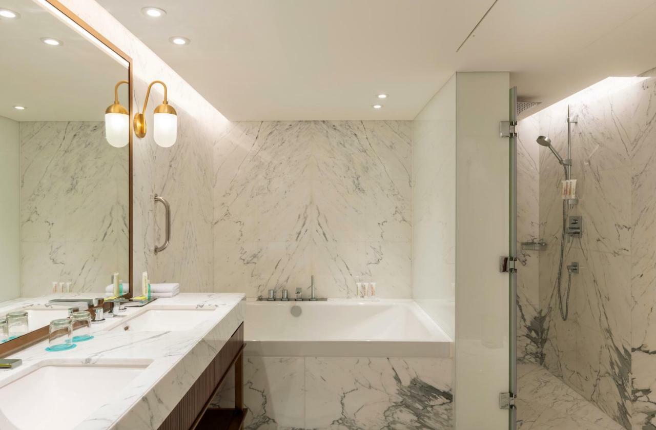 Grotere Premium Suite met Uitzicht op de Tuin en Toegang tot de Executive Lounge