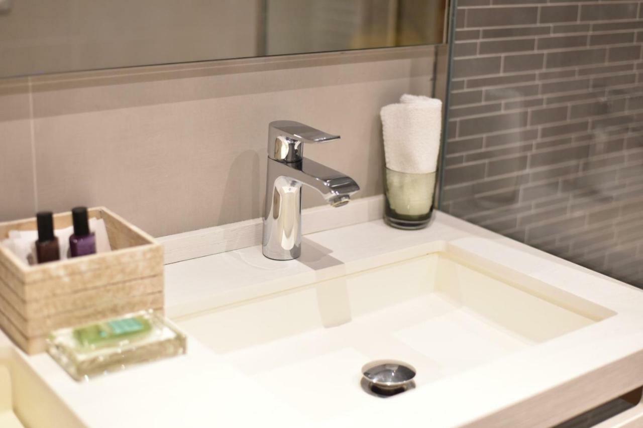 Double Room,943373983:JPEG