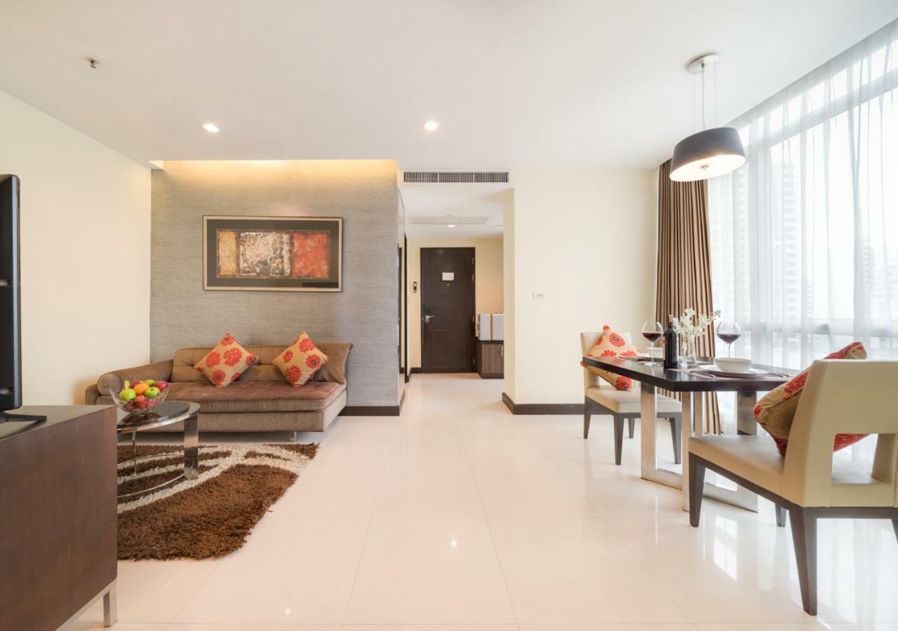 Executive Suite,909028999:JPEG