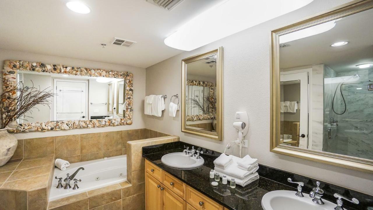 Three-Bedroom Apartment Gulf Front