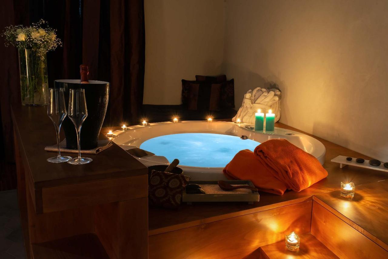 Junior Suite Hot Tub