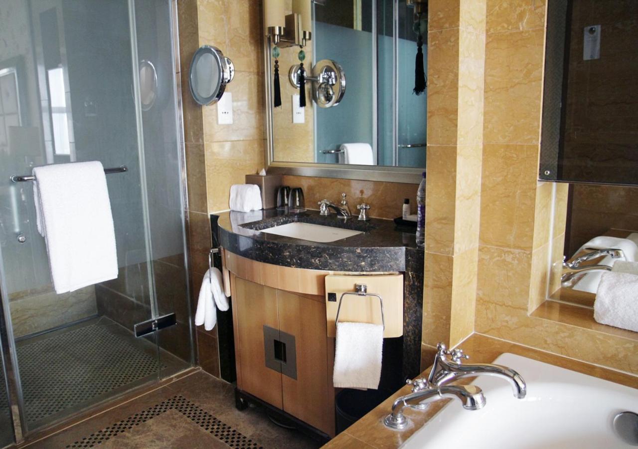 Executive Deluxe Twin Room