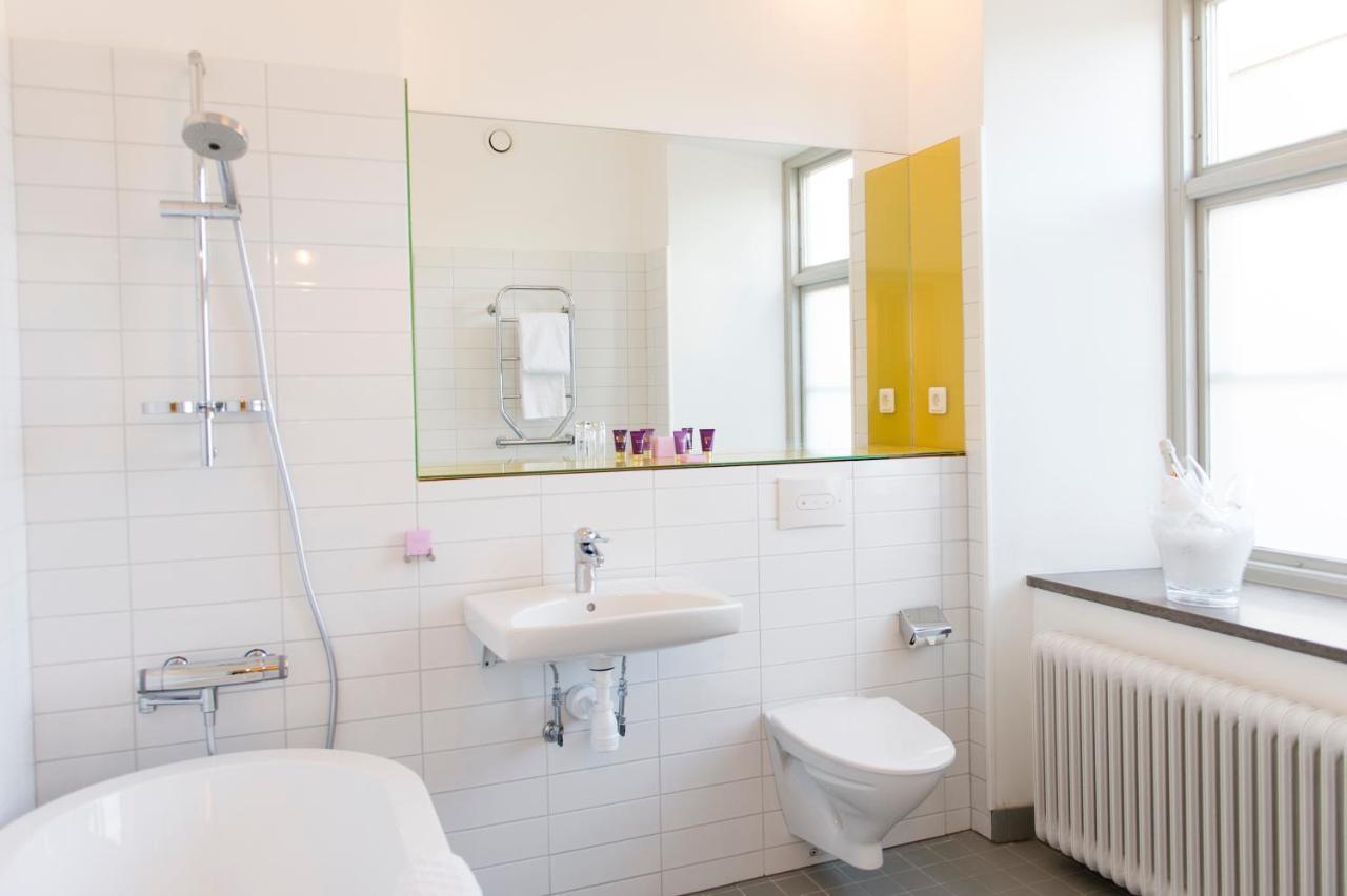 Standard Twin Room,933288019:JPEG