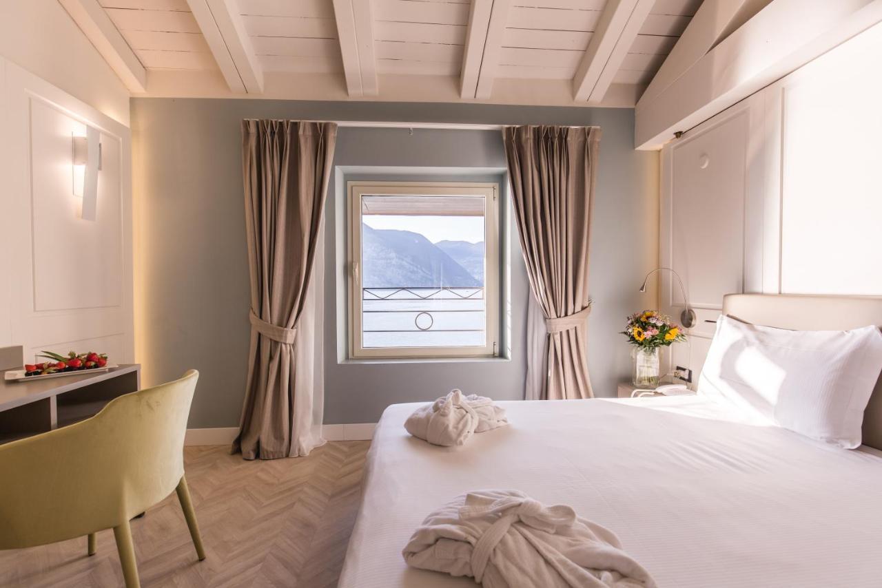 Deluxe Double or Twin Room Lake View