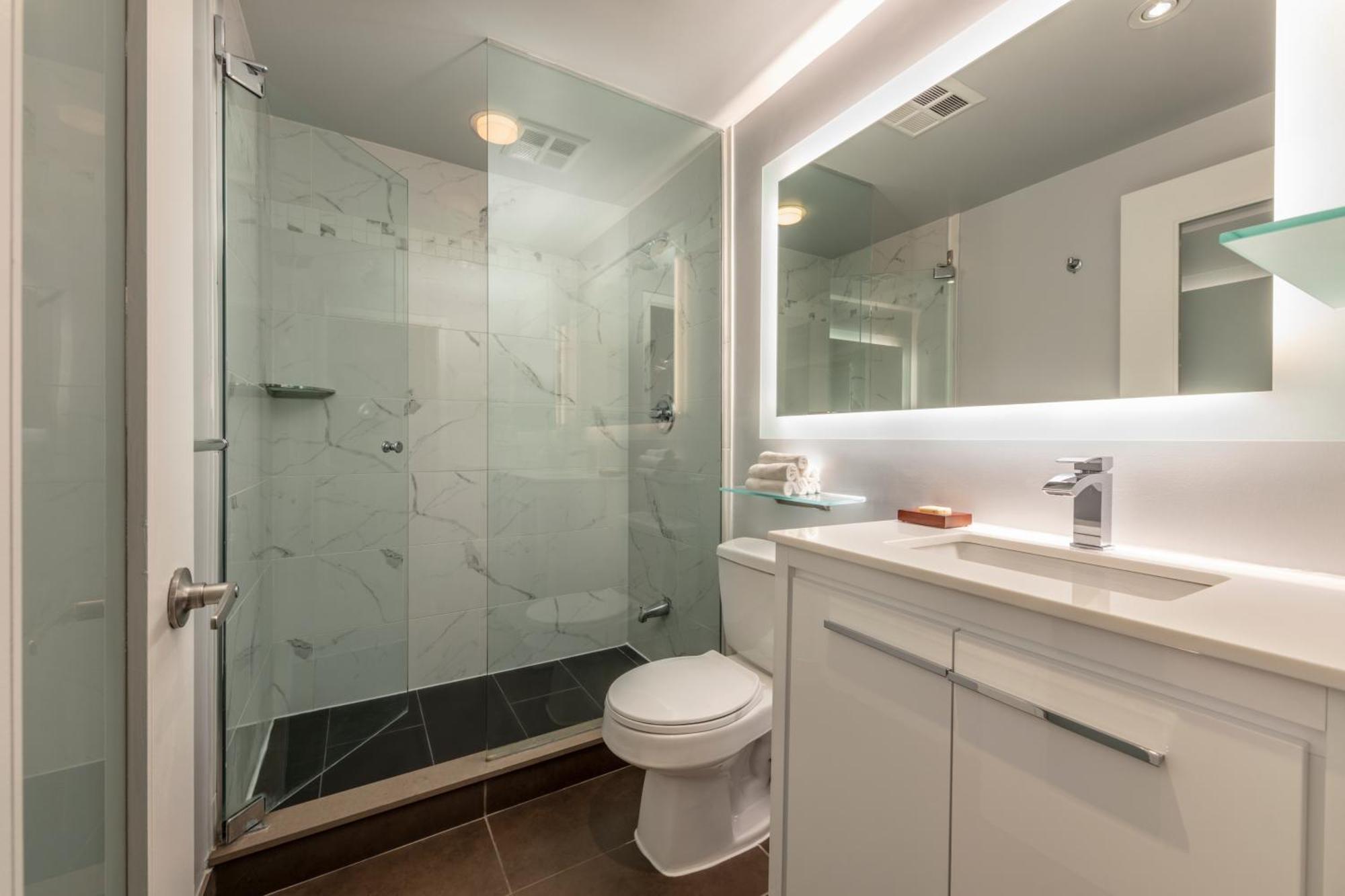 Studio,1200724492:JPEG