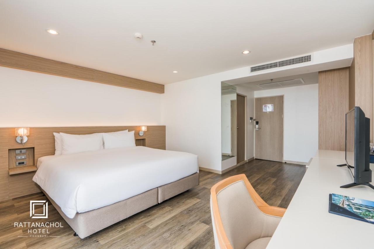 Deluxe Double Room,993019270:JPEG