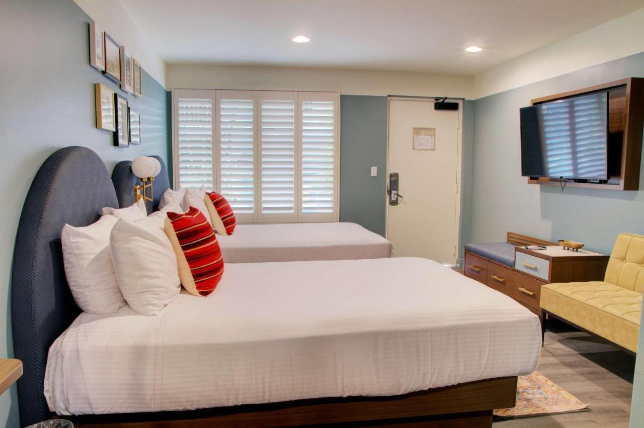 Double Room Two Double Beds