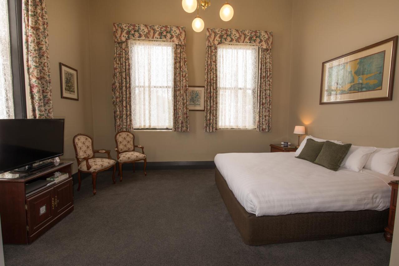 King Room Spa Bath
