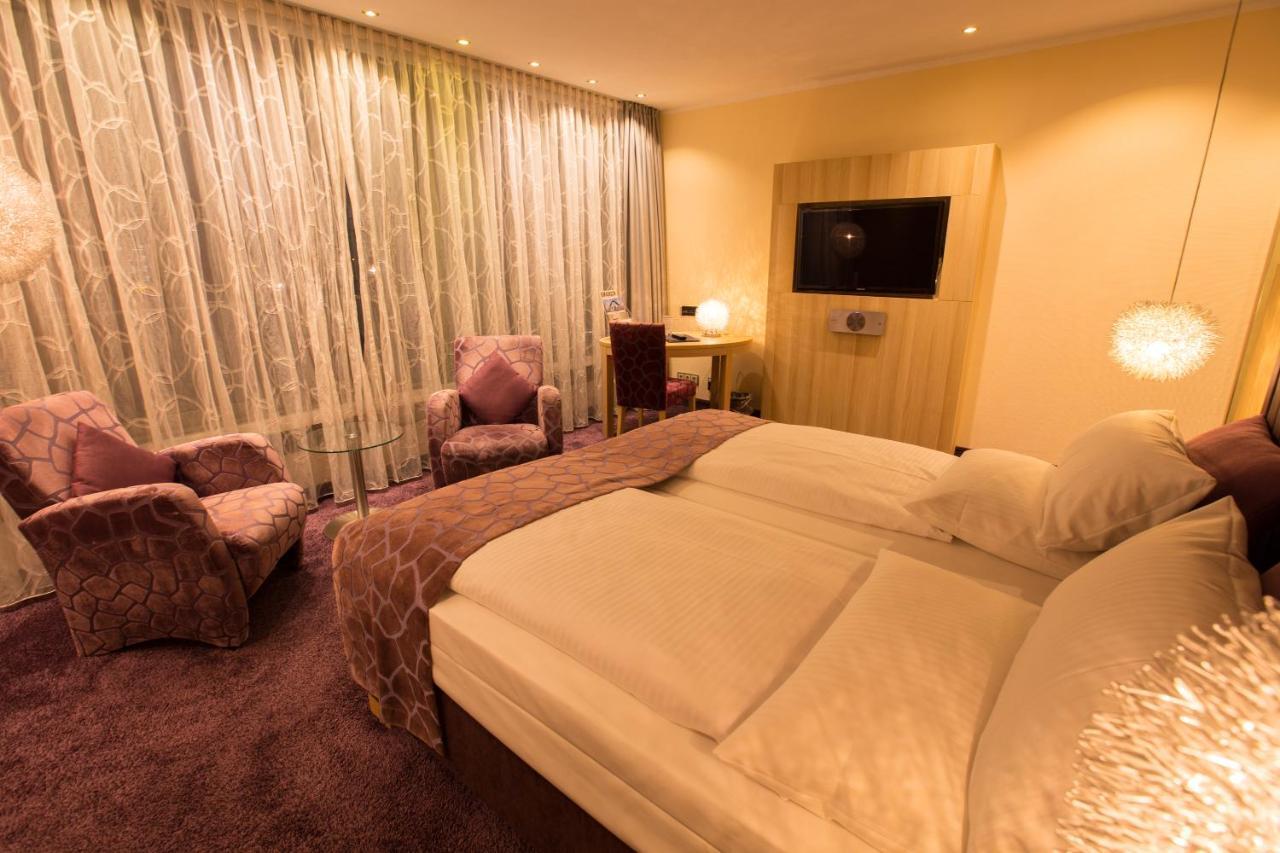 Penthouse Room
