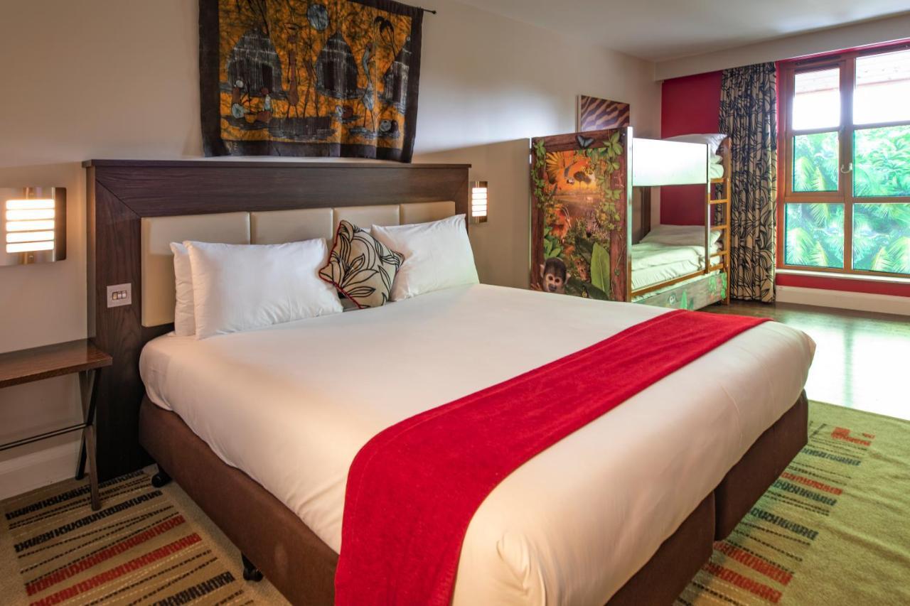 Safari King Family Room,965245792:JPEG