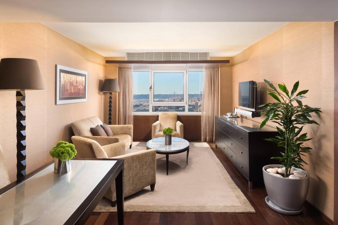 Executive Suite, Club lounge access, 2 Twin/Single Bed(s),1592873901:JPEG