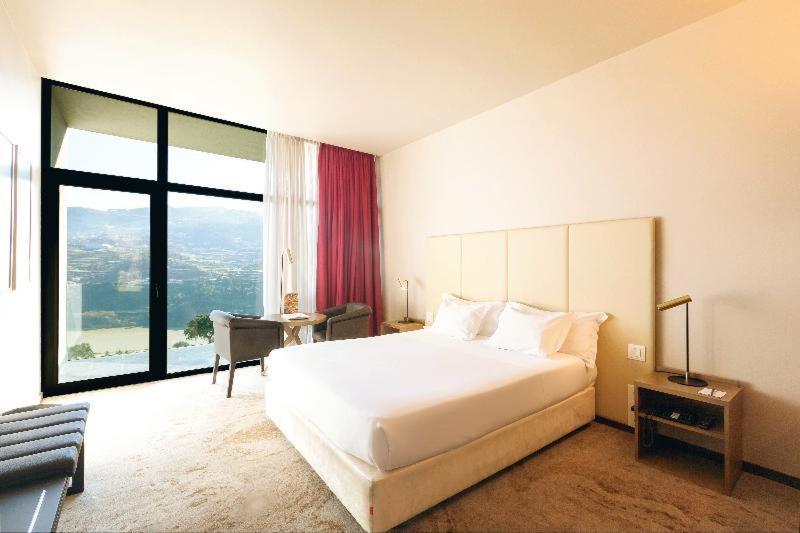 Double Room with River View,1011423637:JPEG