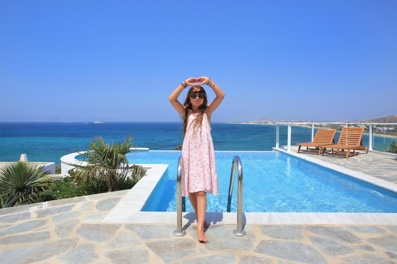 Deluxe Three-Bedroom Villa with Private Pool,967176346:JPEG