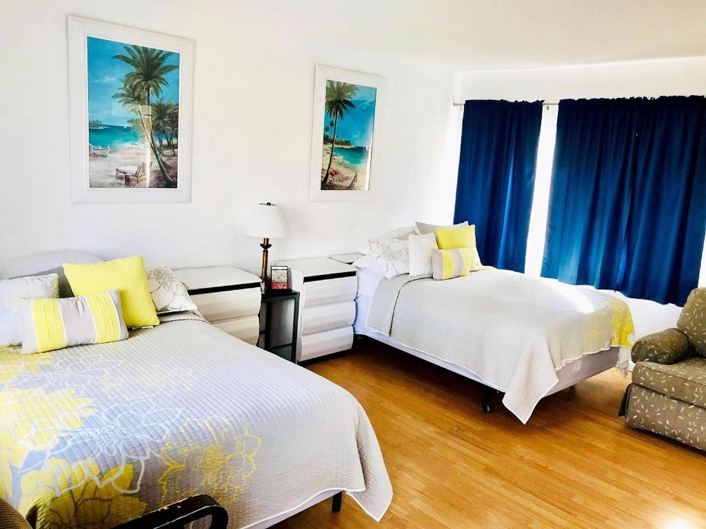 Standard Double Room 2 Double Beds Non-Smoking