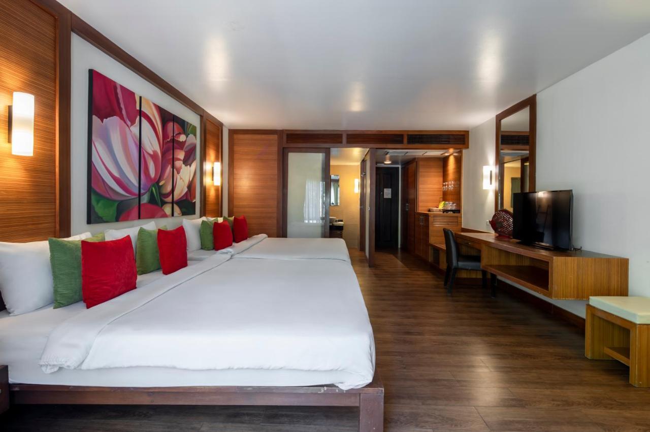 Deluxe Family Room,970742872:JPEG