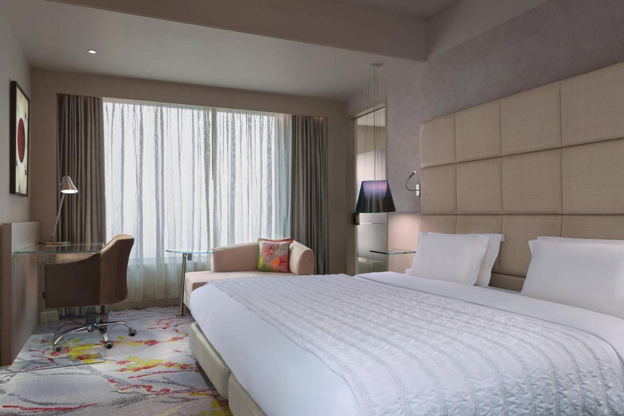 Executive King Room with Lounge Access,1163191554:JPEG