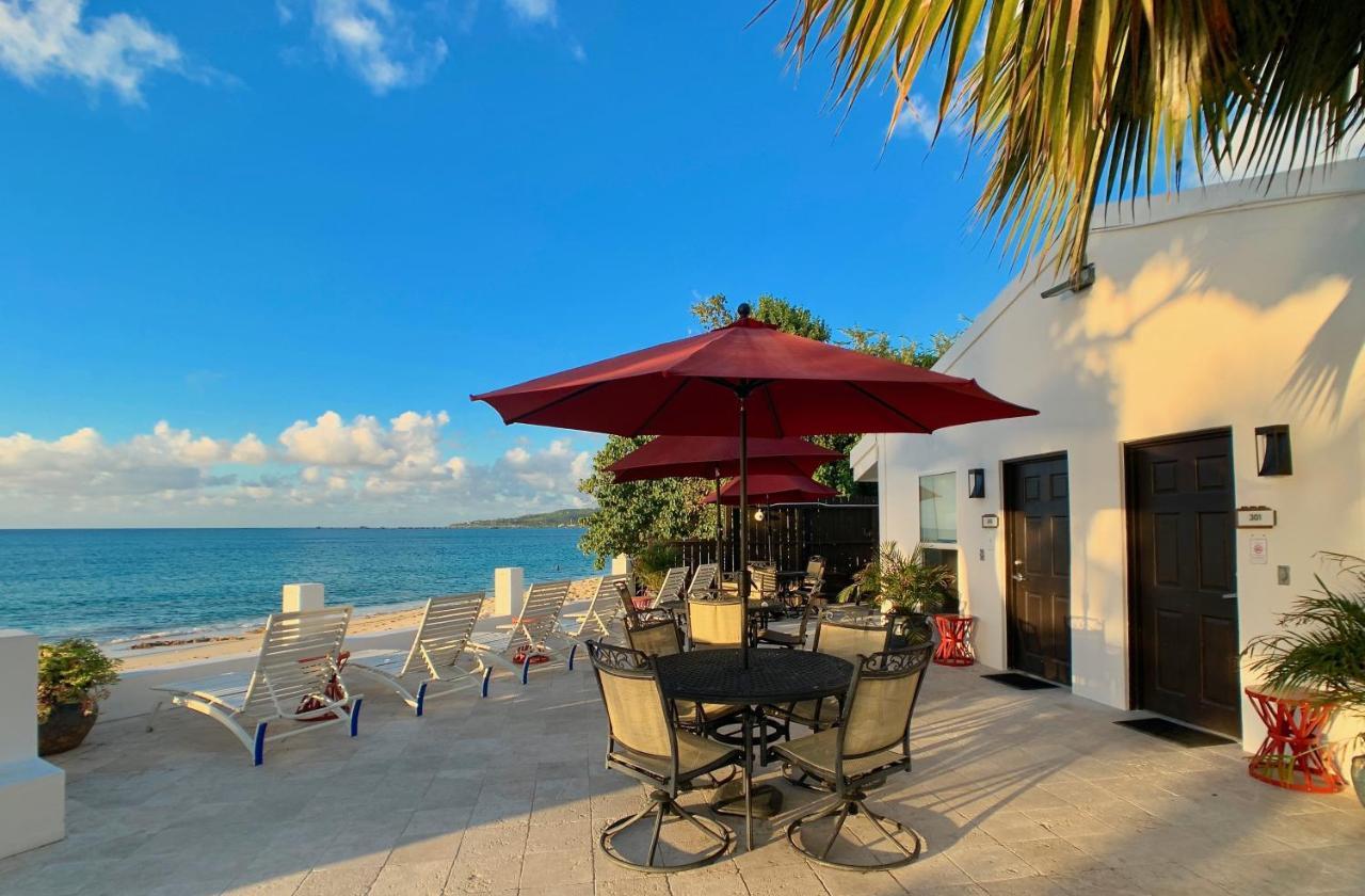 Villa - Beach Front
