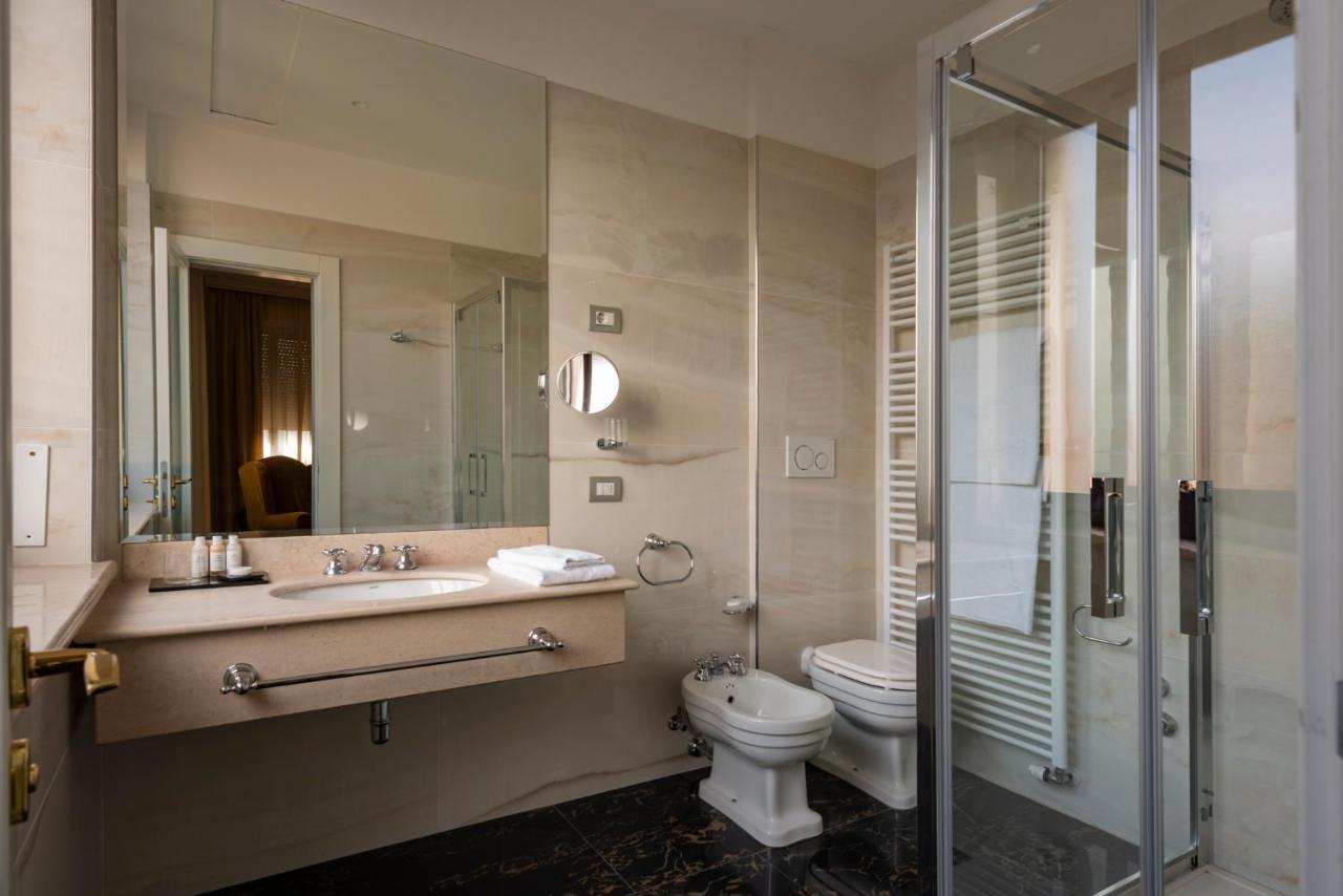 Prestige Double Room,815743739:JPEG