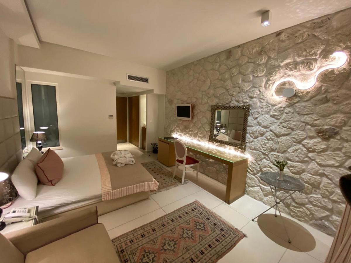 Classic Double Room with Mt Olympus View,989858395:JPEG