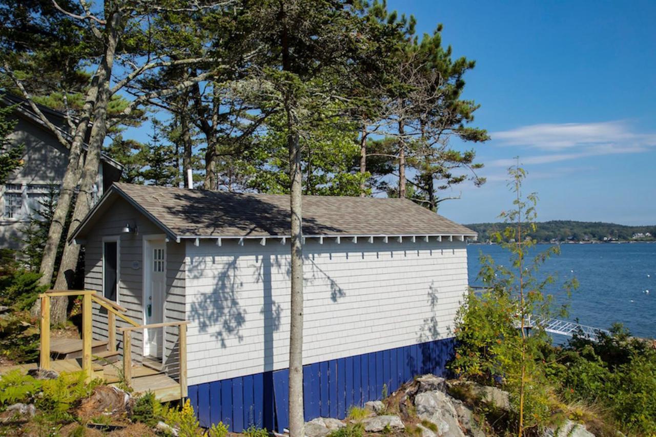 Water View Cabin