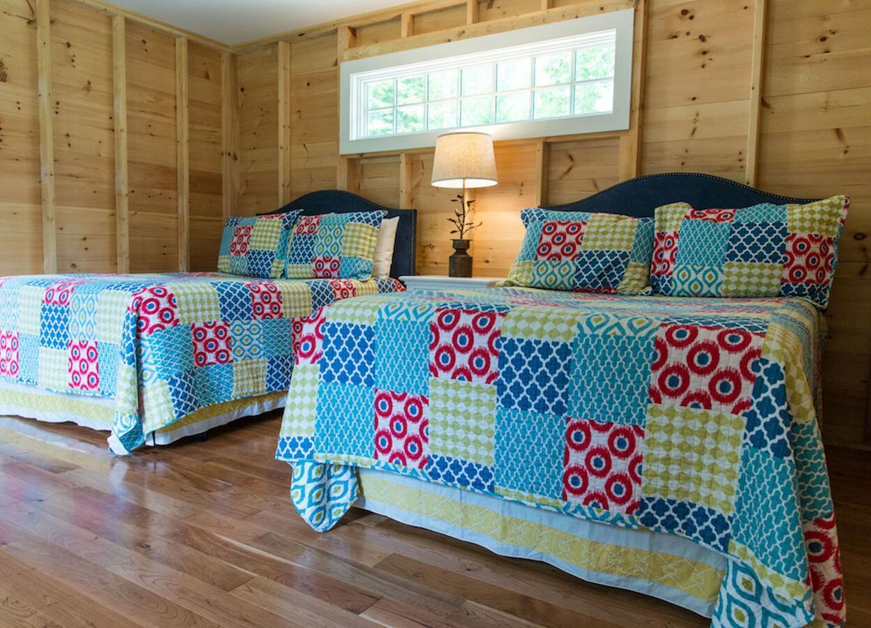 Two-Bedroom Cottage,990330418:JPEG