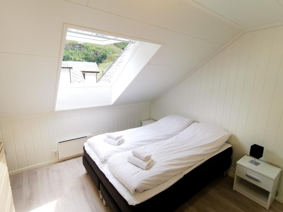 Studio Split Level