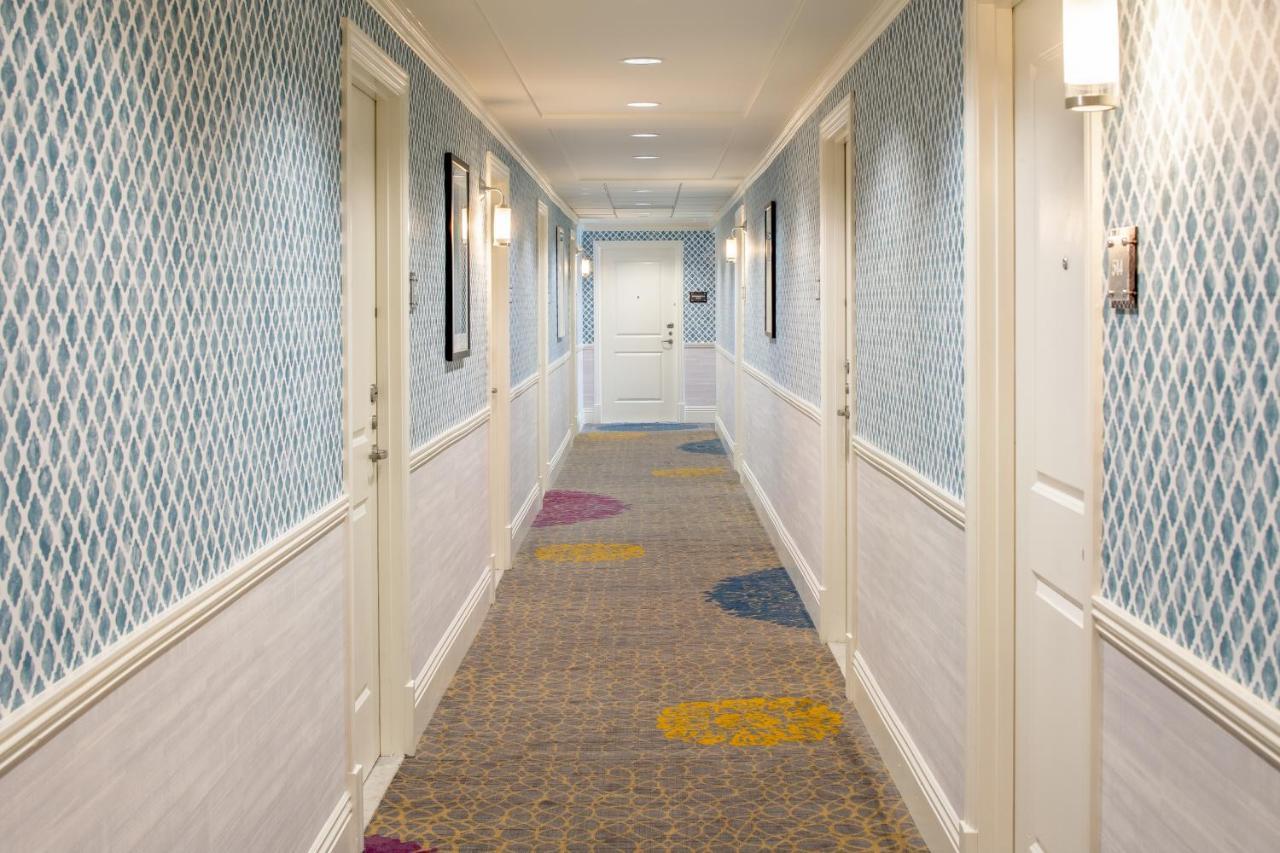 Deluxe King Room,1217697319:JPEG