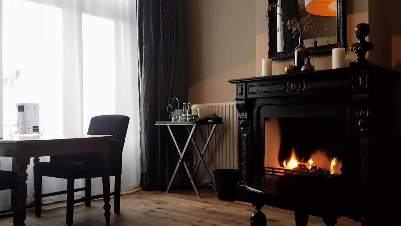Deluxe Suite,1038788128:JPEG