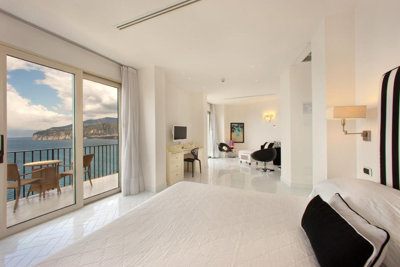 Suite Spa Bath