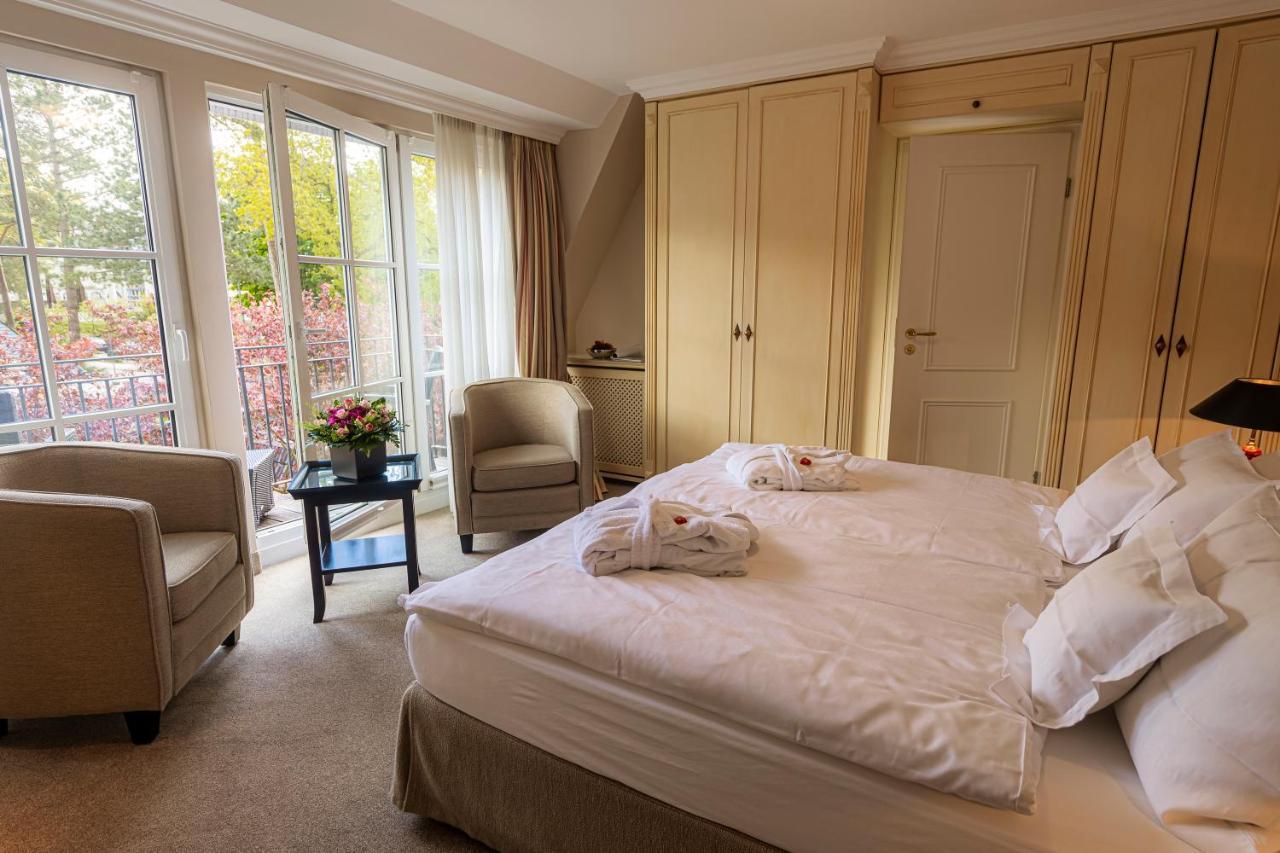 Standard Double Room Balcony 11