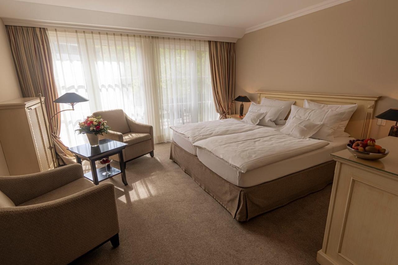 Superior Double Room Balcony 12