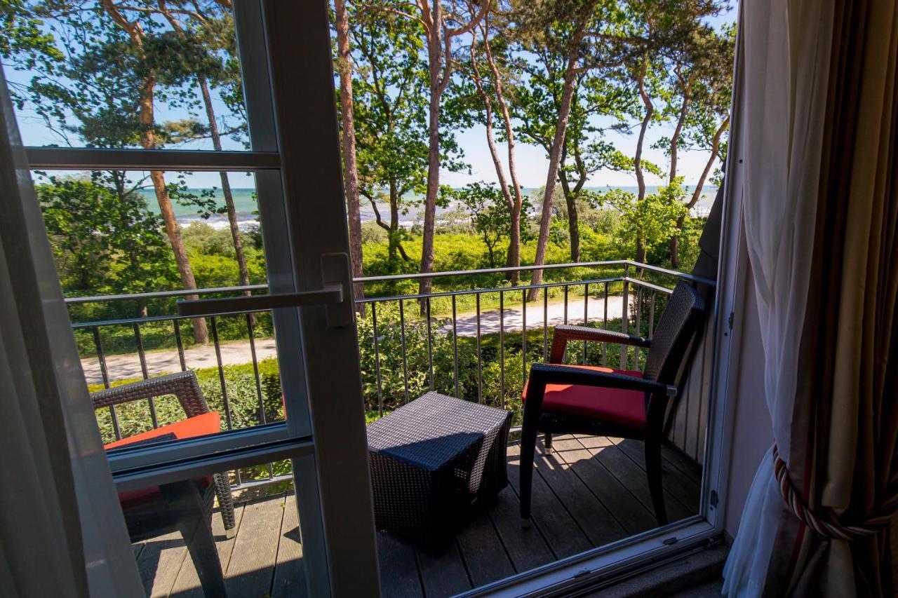 Standard Double Room Balcony Sea View 8