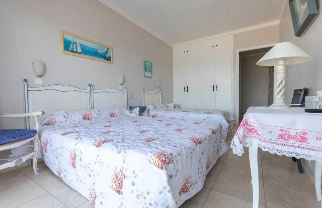 Hôtel Les Alizés-1