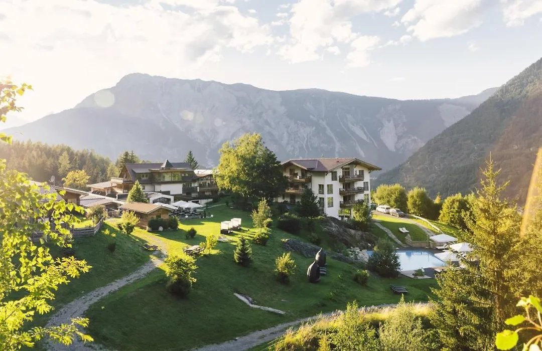 Hotel Ritzlerhof - Adults only-1