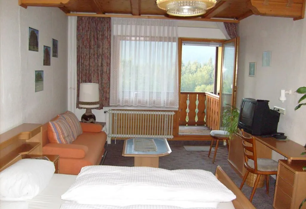 Schwarzwald-Gasthof Hirsch-1