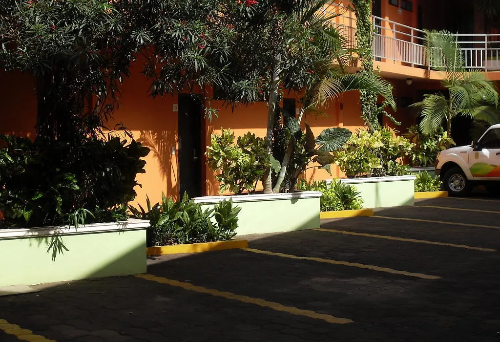 Hotel Playa Cristal-1