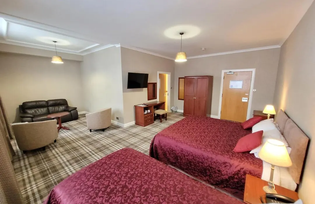 Cross Keys Hotel, Kelso-1