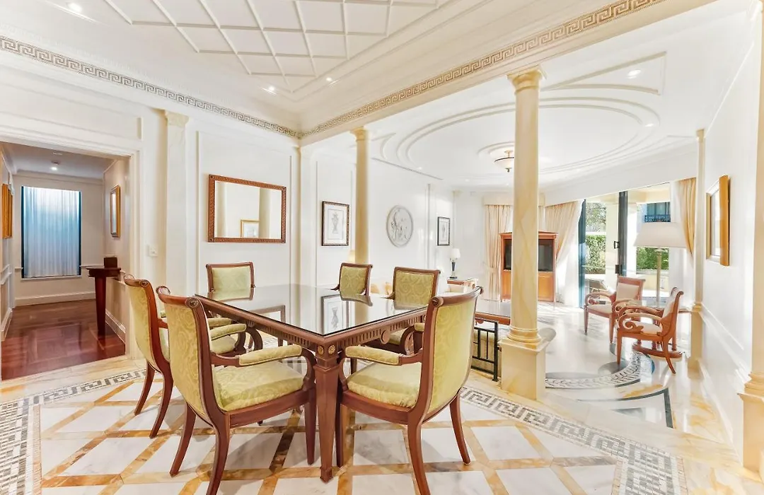 Imperial Hotel Gold Coast-1