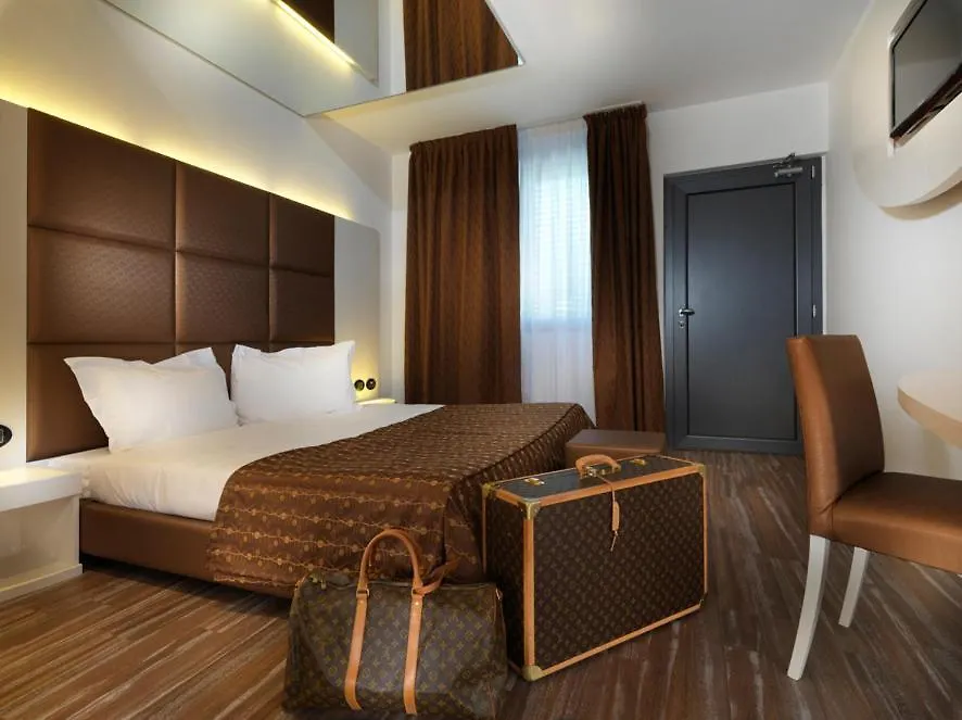 Blu9 Hotel-1