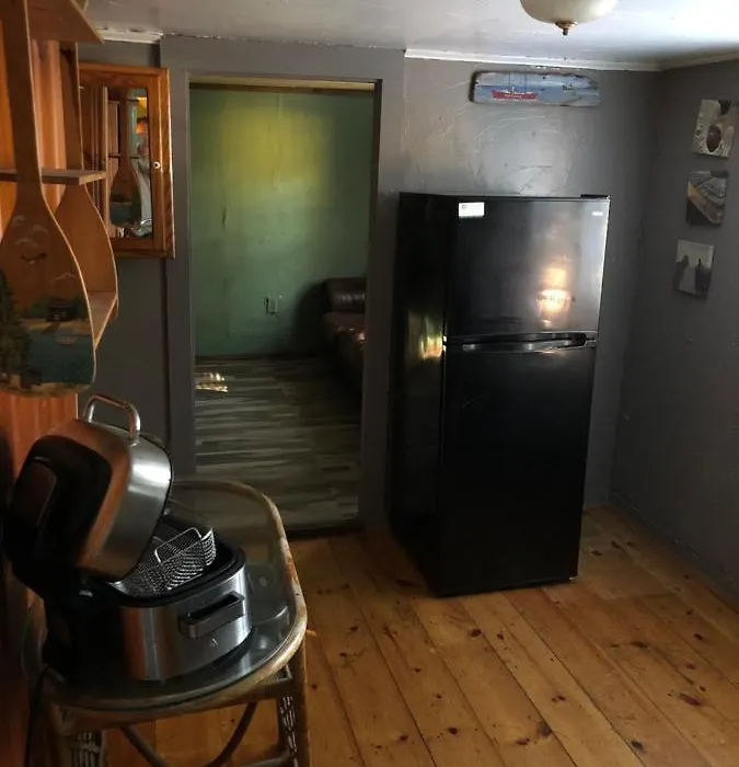 Seafarer Inn And Cottages-1