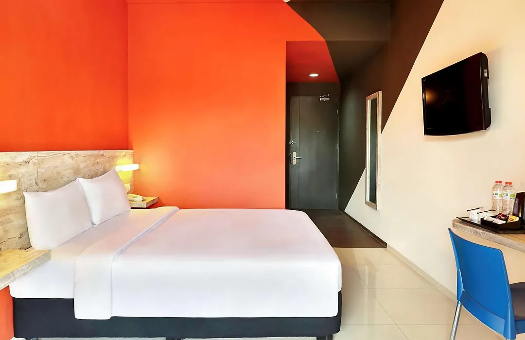 Primera Hotel Seminyak-1