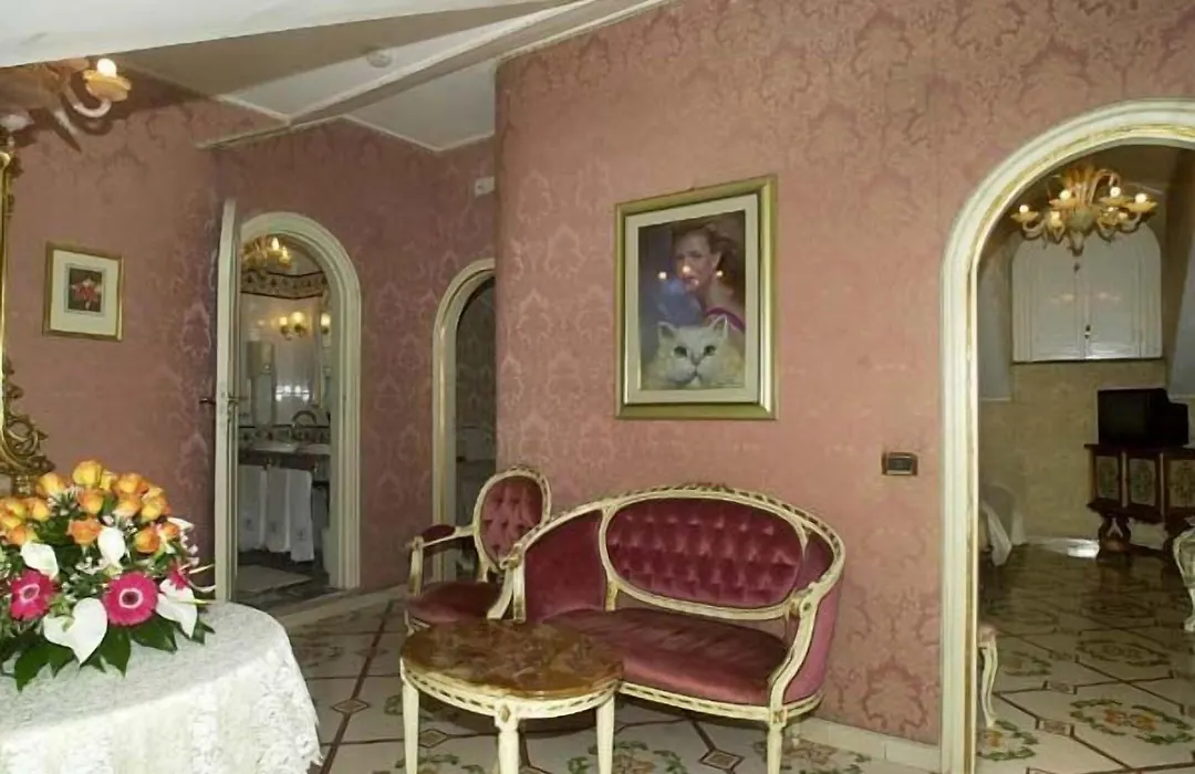 Grand Hotel La Sonrisa-1