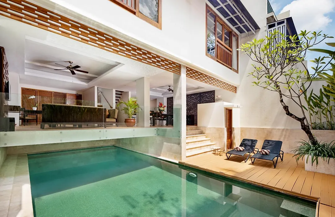 Villa Kayu Raja-1
