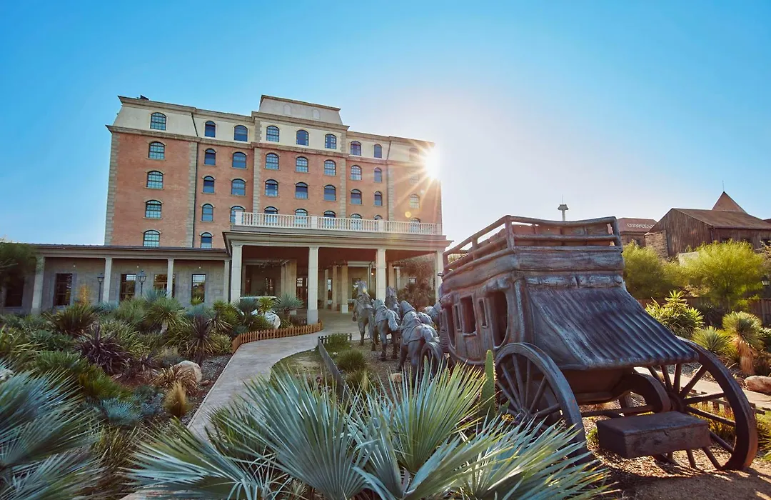 PortAventura Hotel Gold River: Theme Park Access Included-1