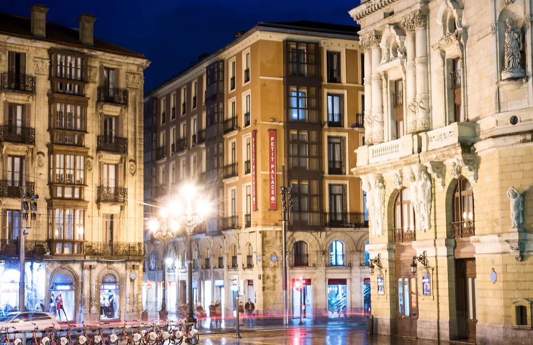 Petit Palace Arana Bilbao-1