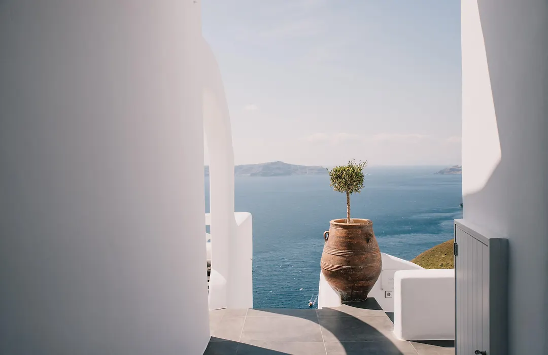 Athina Luxury Suites-1