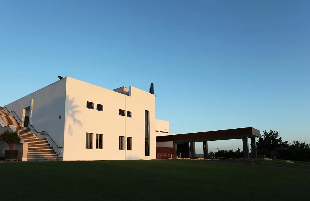 Elite City Resort-1